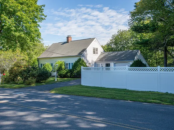 10 Dwight St, Hatfield, MA 01038