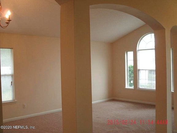 4th image of 12652 Holly Springs Ct