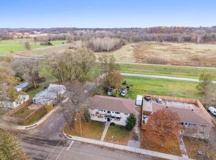 94 6th Ave, Brantford, ON N3S1B2