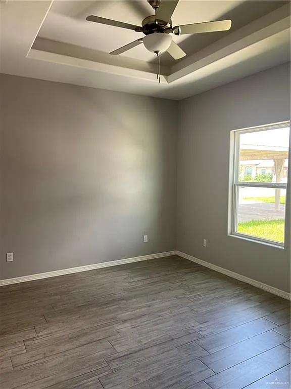 2 bed, 2.0 bath, 920 sqft, $1,050 — Photo 4