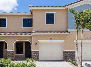 360 NW 194th Ter, Miami Gardens, FL 33169