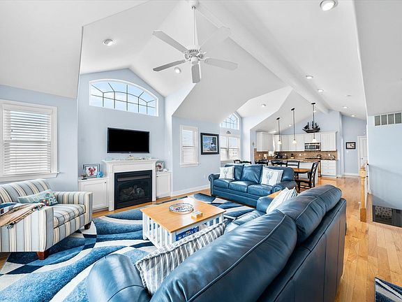 4th image of 6103 Central Ave #Sea