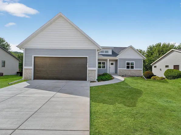 714 Reeve Rd, Mazomanie, WI 53560