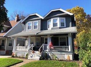 1416 Lauderdale Ave, Lakewood, OH 44107