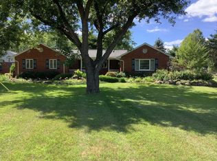 490 Sanders Rd, Oxford, MI 48371