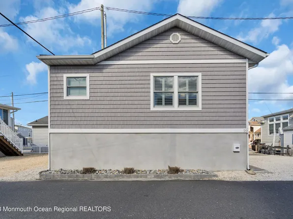 20 E Shell Way, Lavallette, NJ 08735