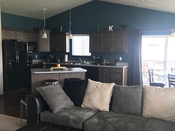 3rd image of 700 Brannon Dr