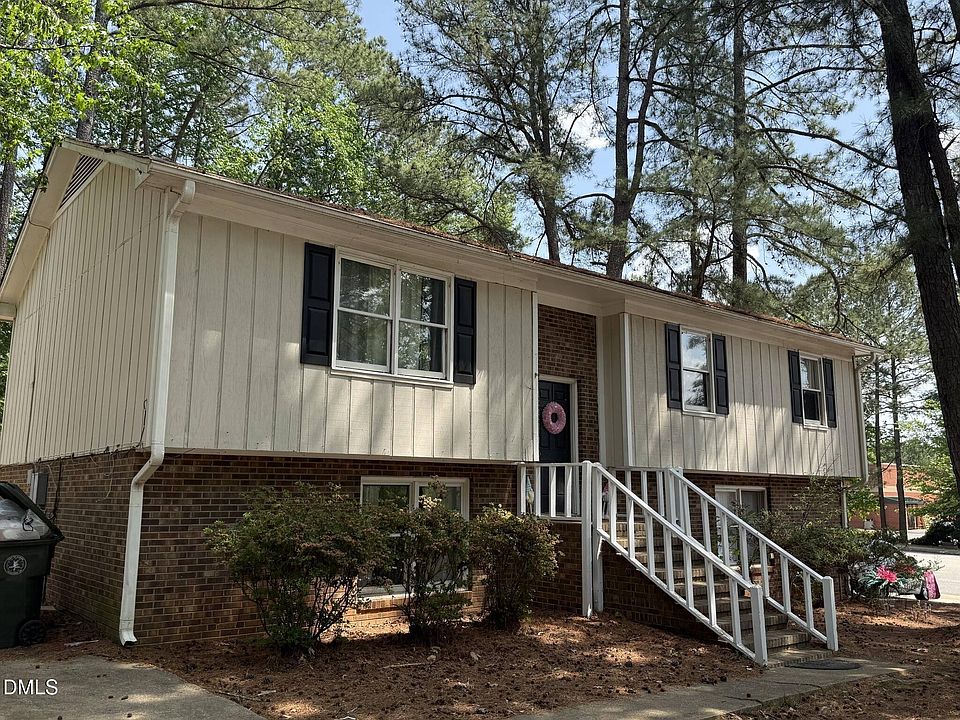 1st image of 100 Madrid Ct