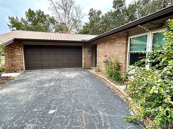 4th image of 4240 N Concord Dr