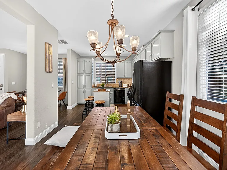 390 Caravaggio Cir — Photo 21