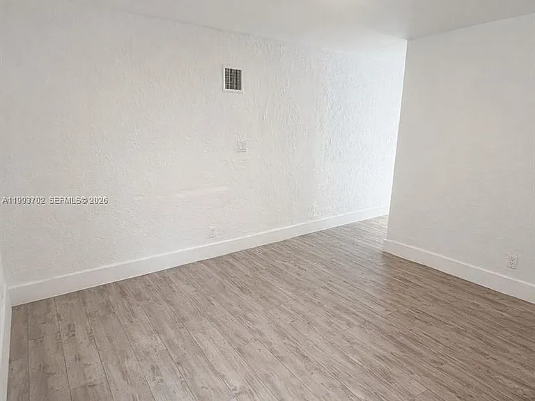 1538 NW 66th St — Photo 14