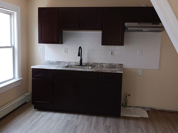 1041 Broad St FLOOR 2