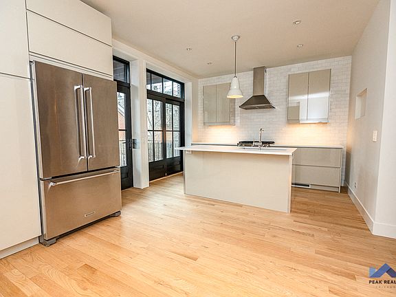2nd image of 2617 N Magnolia Ave #2715203