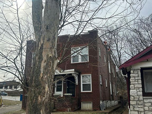 2nd image of 3614-3616 Gasconade St