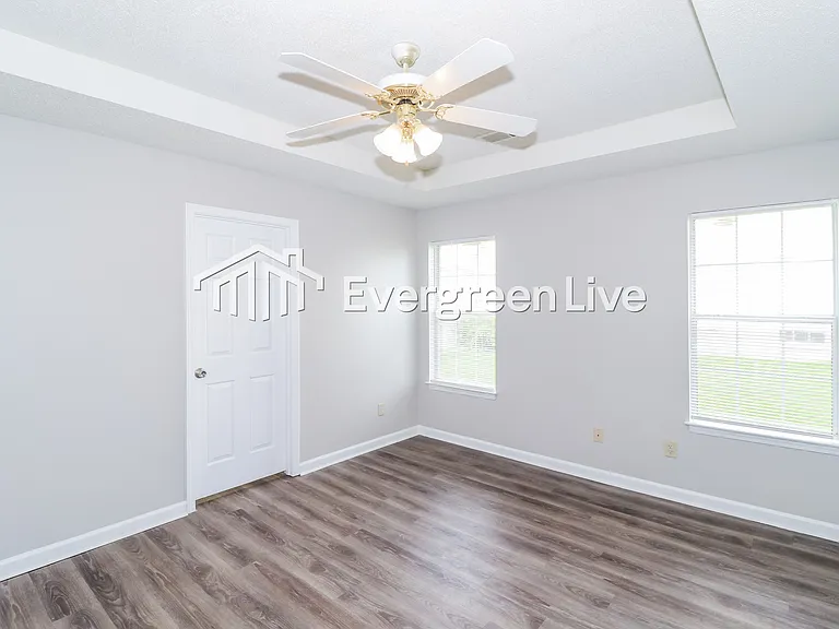 25 Spring Valley Dr — Photo 11