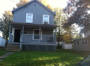 606 Rochester St, Fulton, NY 13069