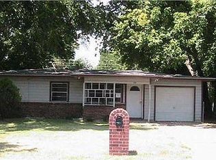 808 N East St, Arlington, TX 76011