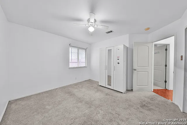 1427 Diamond Blf — Photo 20
