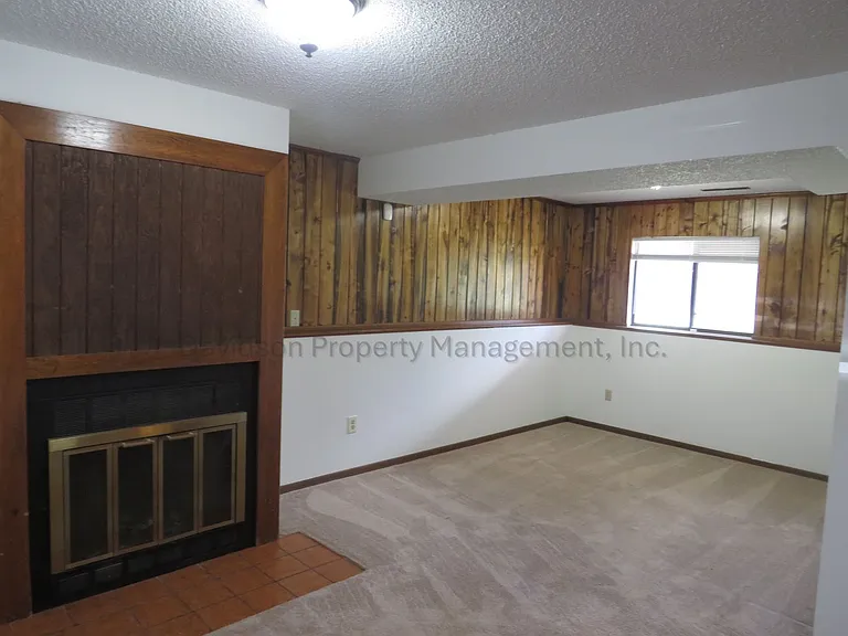 7615 Rickshaw Dr — Photo 9