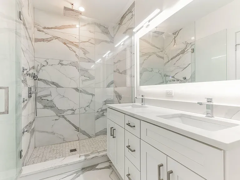 3235 N Wilton Ave #1 — Photo 11