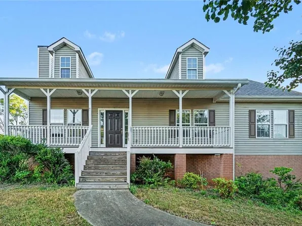 227 Starlyn Dr, Hiram, GA 30141