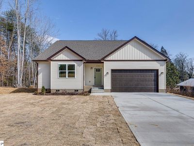 102 Chestnut Rd, Landrum, SC, 29356