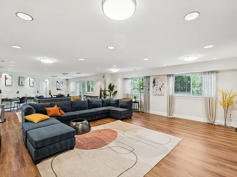 The Glen at Kensington — Photo 41