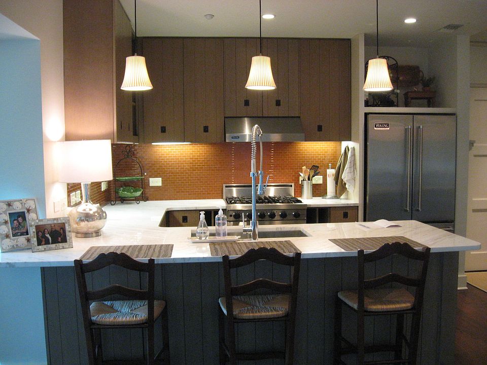 1st image of 78 N Barrett Sq Unit 1