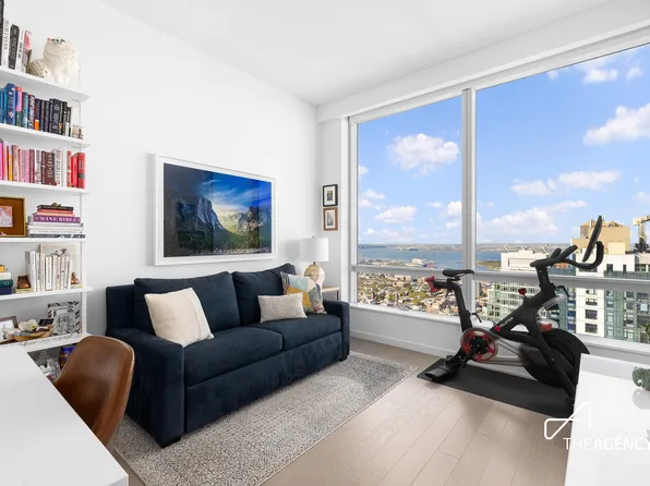 1 City Point image 6 of 15