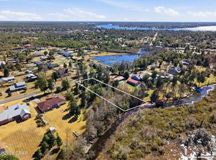 9203 Lake Forest Dr, Youngstown, FL 32466