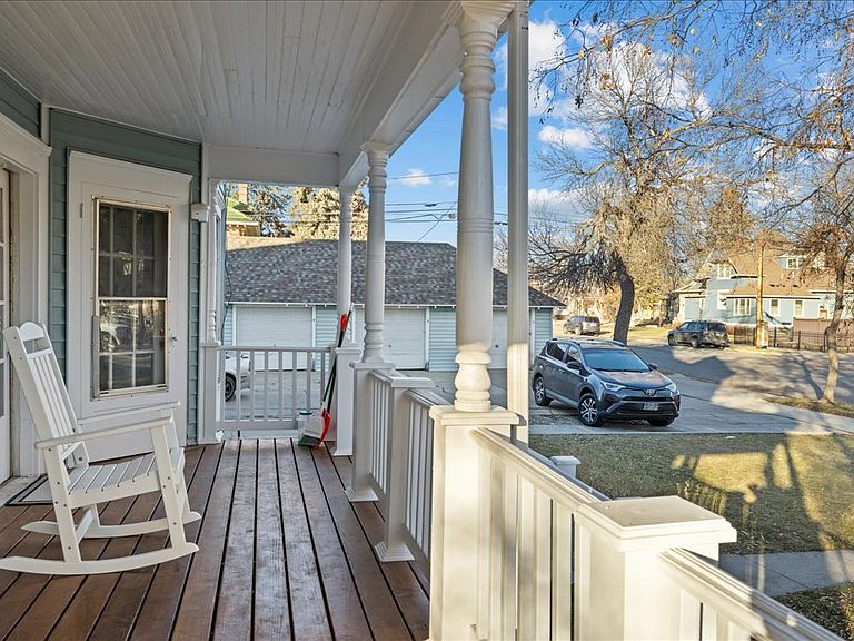 Listing photo 4