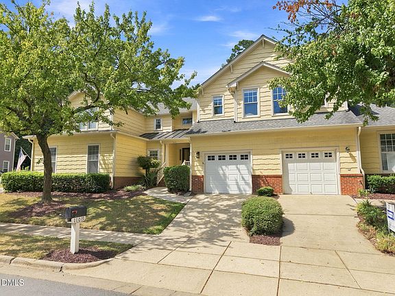 3rd image of 11019 Southwalk Ln
