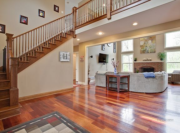 2nd image of 3023 Hidden Lake Dr