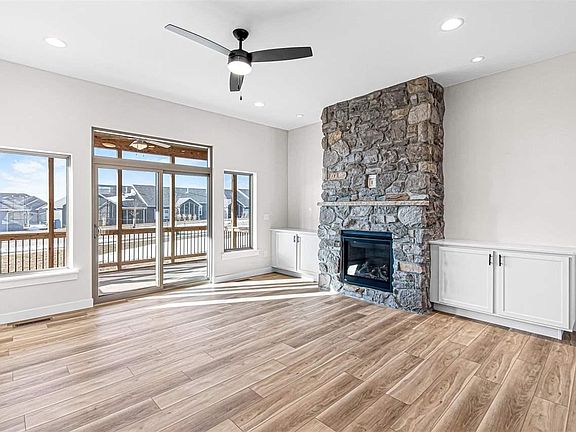 Gas fire place and storage