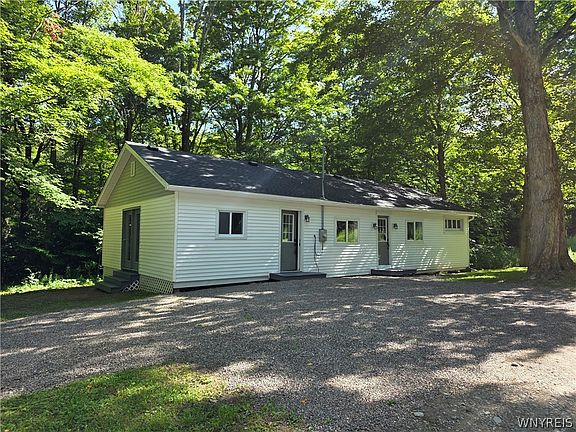 2nd image of 3196A Syler Rd