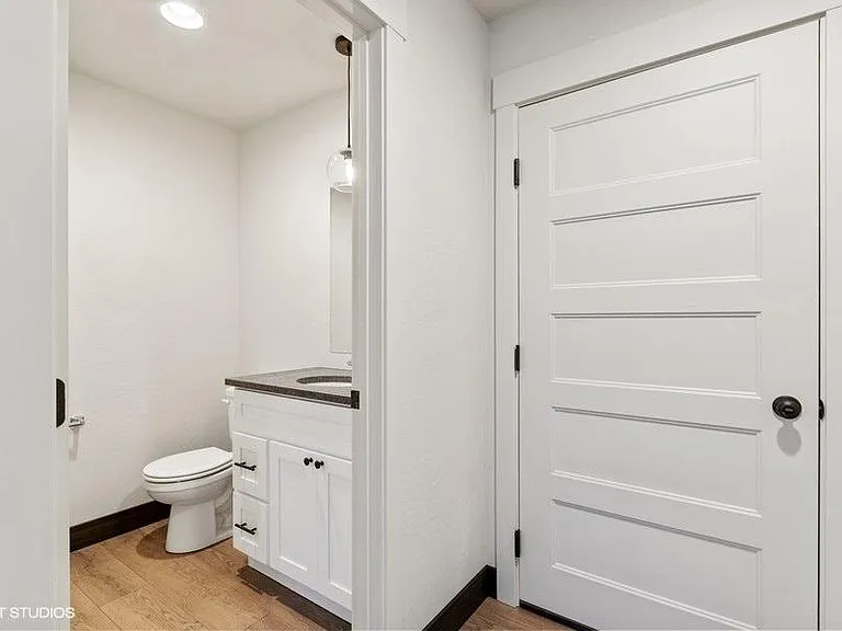 834 Lake Francis Dr — Photo 11