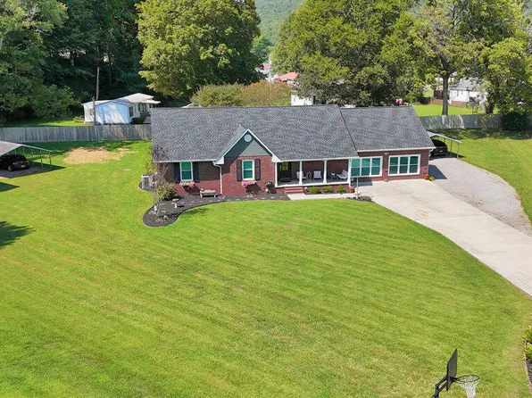 712 Kilgore St, Jasper, TN 37347