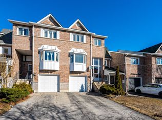 308 Sparrow Cir, Pickering, ON L1V6Y3