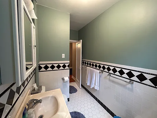 Rented by Keller Williams Realty Empire | media 22