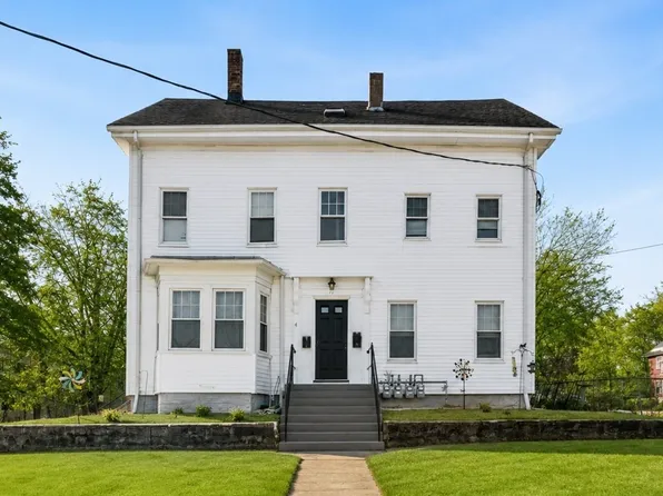 47 Hale St, Bridgewater, MA 02324