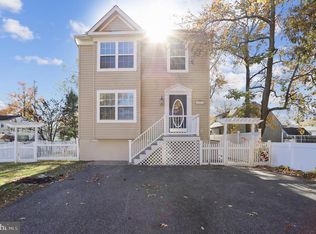 1223 Spruce Ave, Shady Side, MD 20764