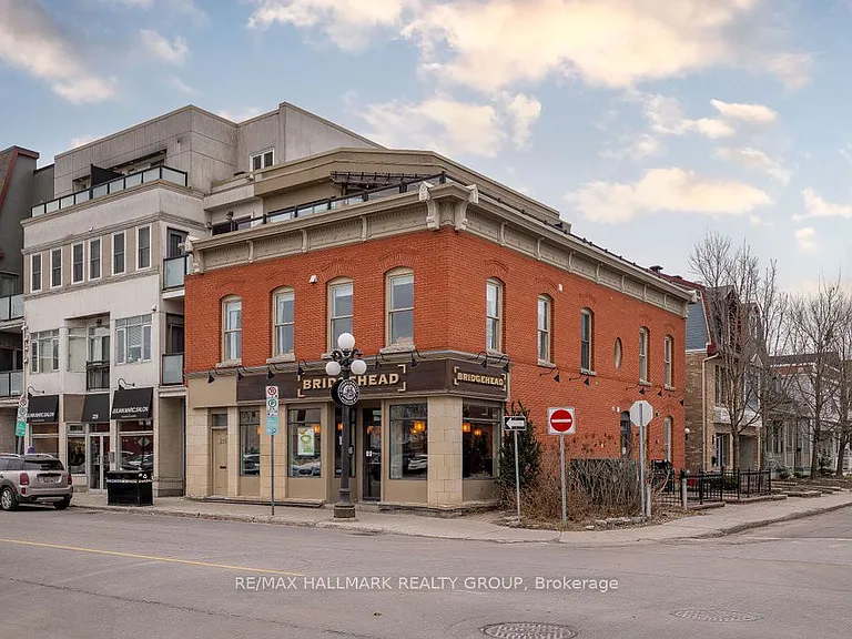 226 Dalhousie St — Photo 1