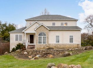6363 Crystal Valley Dr, Galena, OH