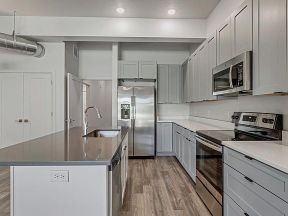 2nd image of 606 W North Temple St #109