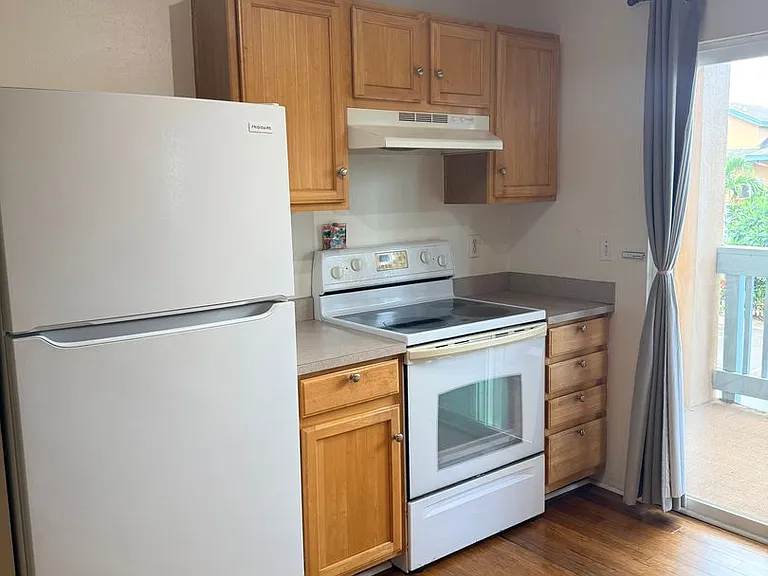 35 Katie Ln #726 — Photo 3