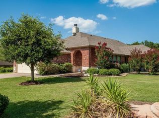 9037 Racquet Club Dr, Fort Worth, TX 76120