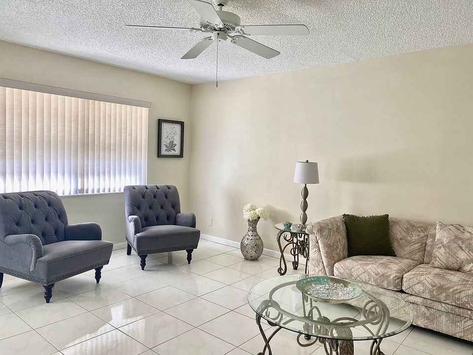 1st image of 174 Flanders Way #D