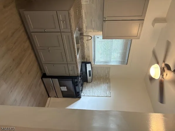 69 Saint Paul Ave, Newark, NJ 07106