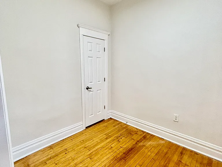 1435 N Ashland Ave #3R — Photo 11