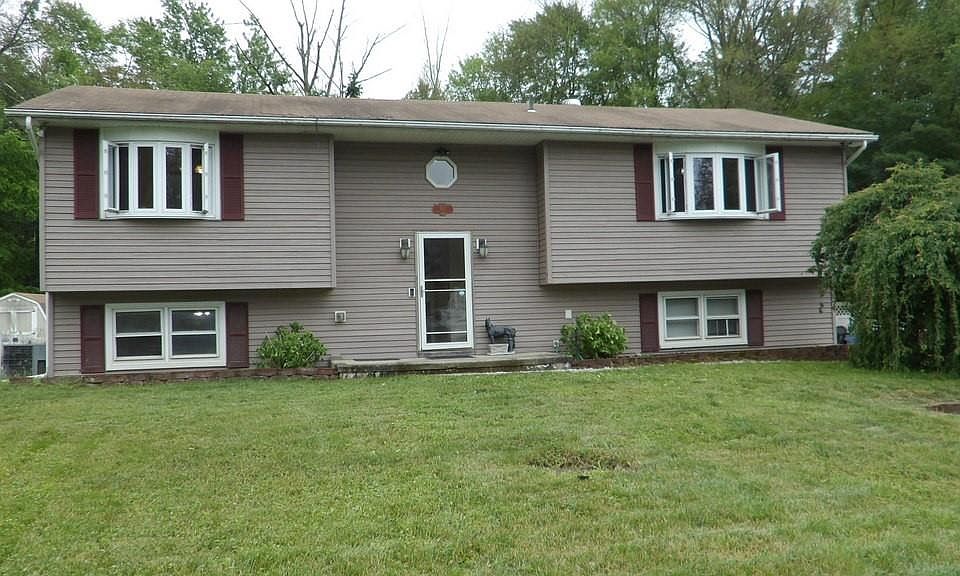 1st image of 181 Pleasant Avenue